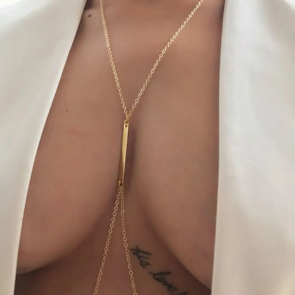 Sexy Metal Chest Chain Harness - Body Jewelry Necklace recension och pris